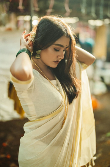 2 Explorando el atractivo sexual desi: Cómo las muñecas sexuales capturan la elegancia del sur de Asia